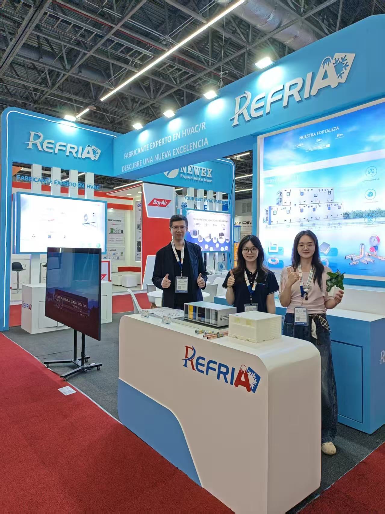 Equipo de Refria en AHR Expo México 2026